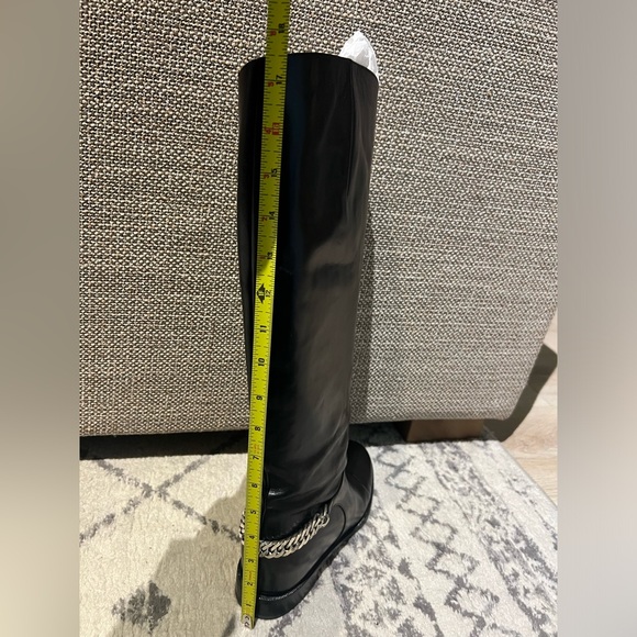 Christian Louboutin Black Boots cate boot flat - Picture 11 of 12